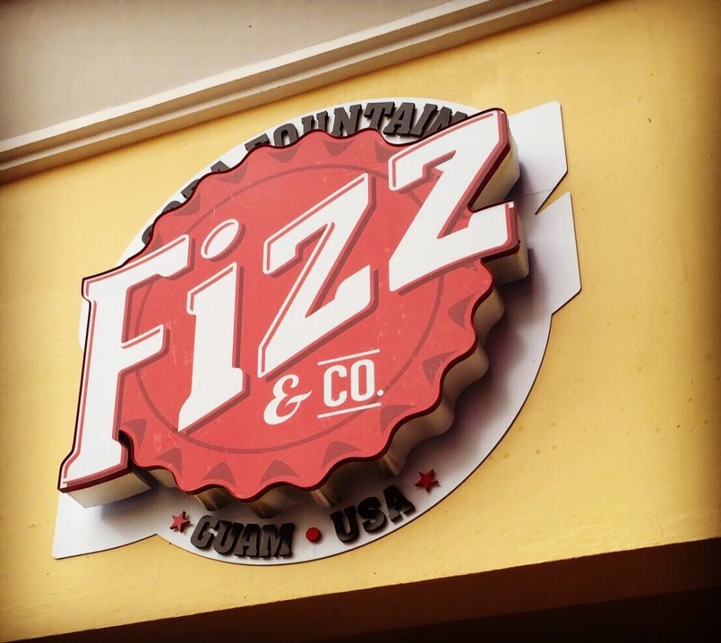 グアム FIzz&Coカフェ